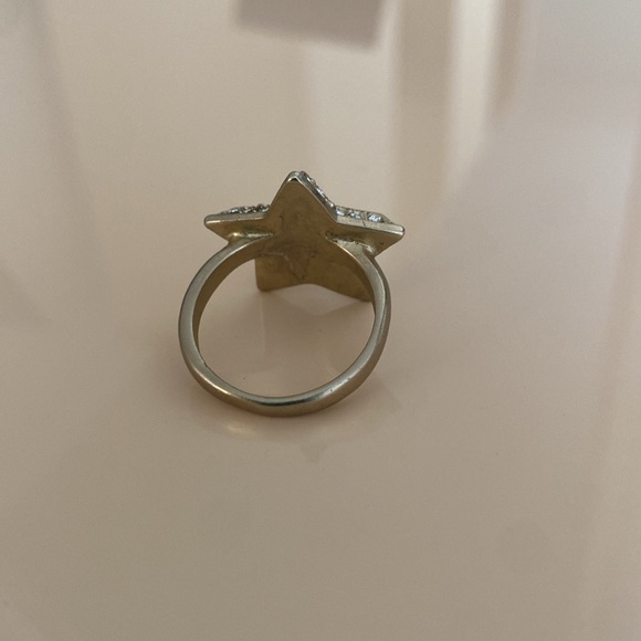 Banana Republic Star Ring - Picture 4 of 5
